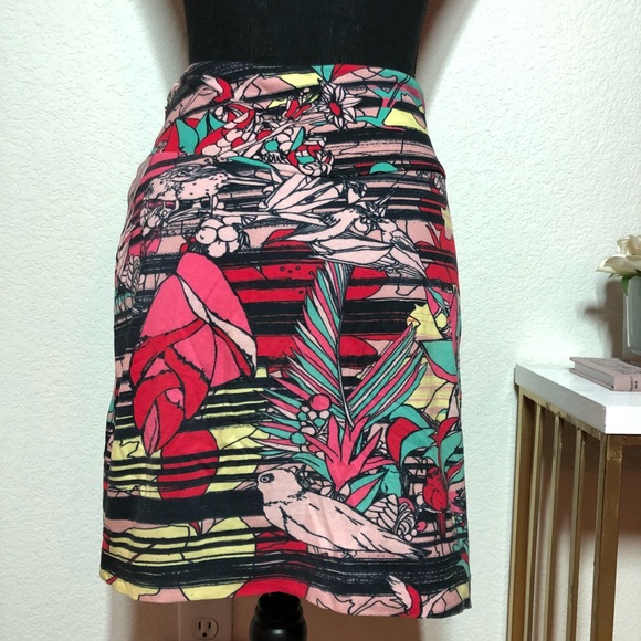 Tredy Skirt - Picture 6 of 8
